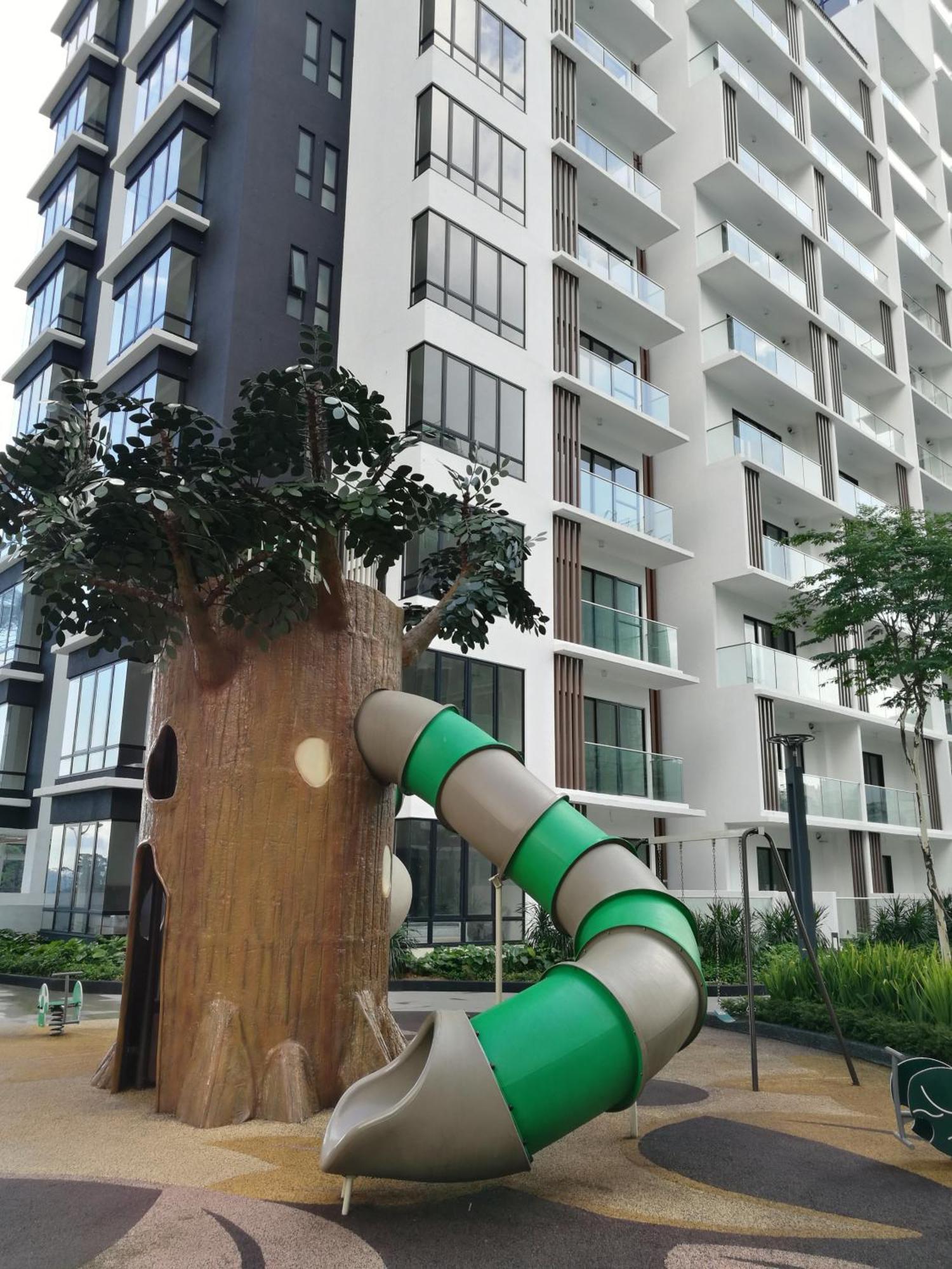 Cosy Midhill Free Wifi Apartment
